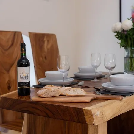 بيت للعطل The Belfry ويندرمير